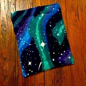 One 2 Sided 24”x18” Anti Pill Fleece W Middle Absorbent Uhaul Dog Crate Mat